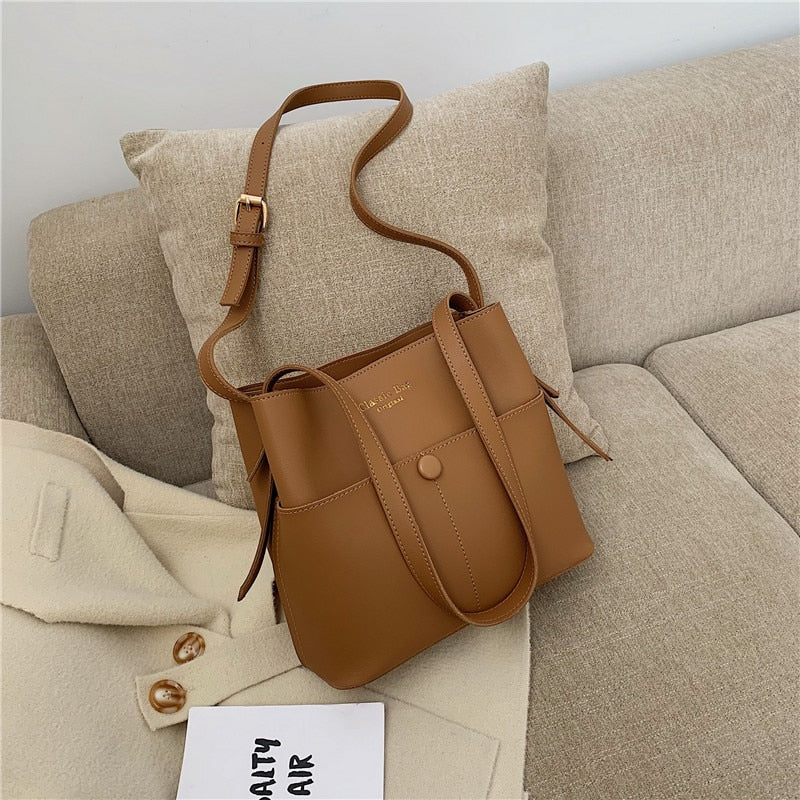 Christmas Gift High Quality Casual Buckets Shoulder Bags for Women 2021 Designer Ladies Luxury Soft Pu Leather Large Capacity Crossbody Bag