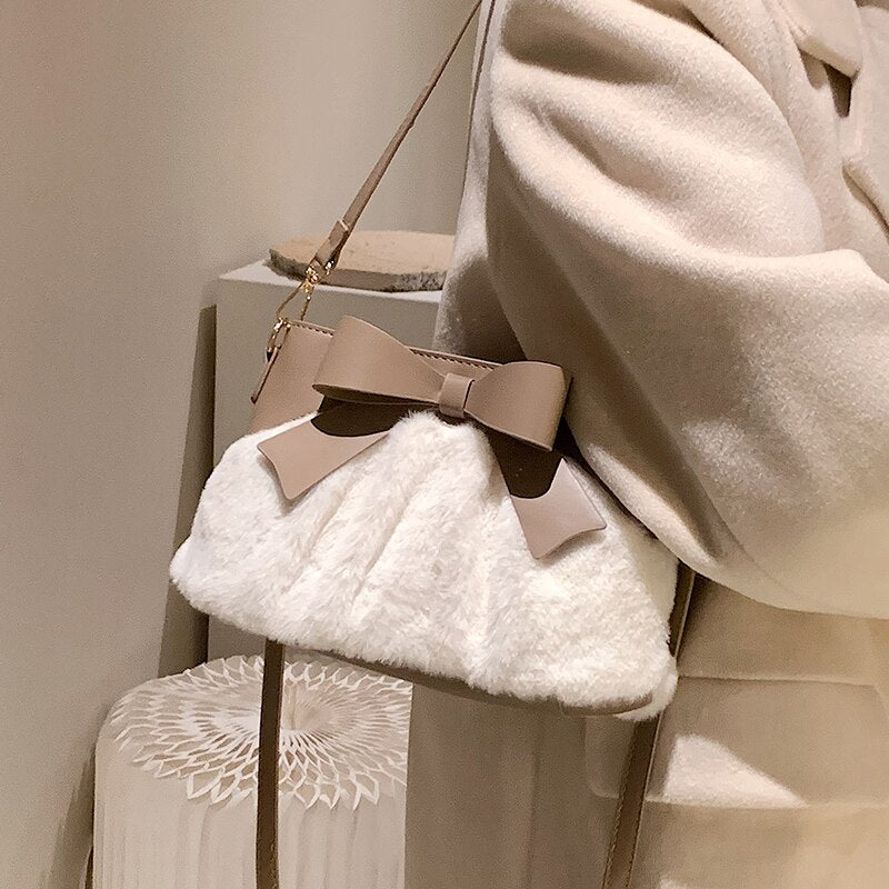 Christmas Gift DORANMI Bow Fur Shoulder Bags For Women 2021 Luxury Brand Designed Female Casual Messenger Winter Fur Crossbody Bags Bolsa SB992