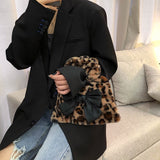 Christmas Gift DORANMI Winter Fur Handbag Women Bag 2021 Luxury Brand Designed Box Fur Handbags Female Top-handle Tote Bolsa Feminina SB825