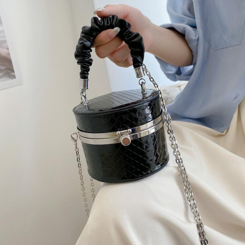 Christmas Gift Lattice Round Box bag Pleated Tote bag 2021 New High-quality PU Leather Women's Designer Handbag Chain Shoulder Messenger bag