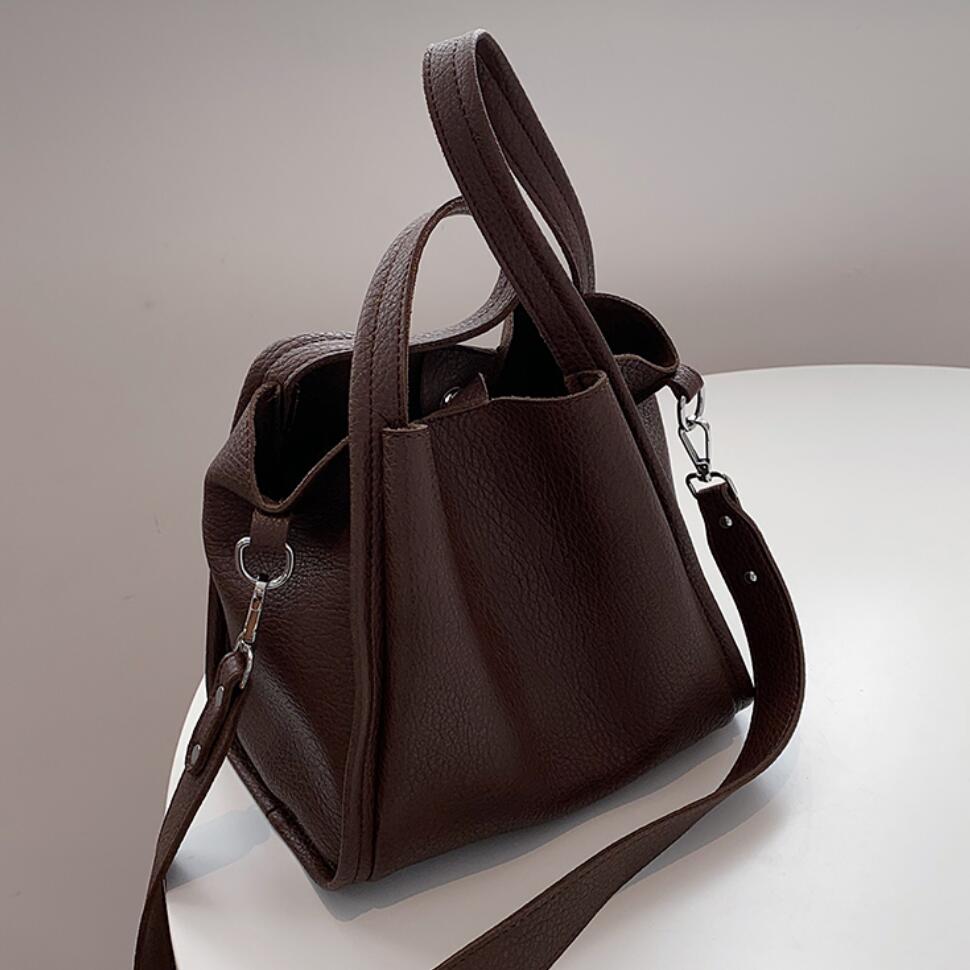 Christmas Gift Solid color Tote Bucket bag 2021 Fashion New High quality PU Leather Women's Designer Handbag Vintage Shoulder Messenger Bag