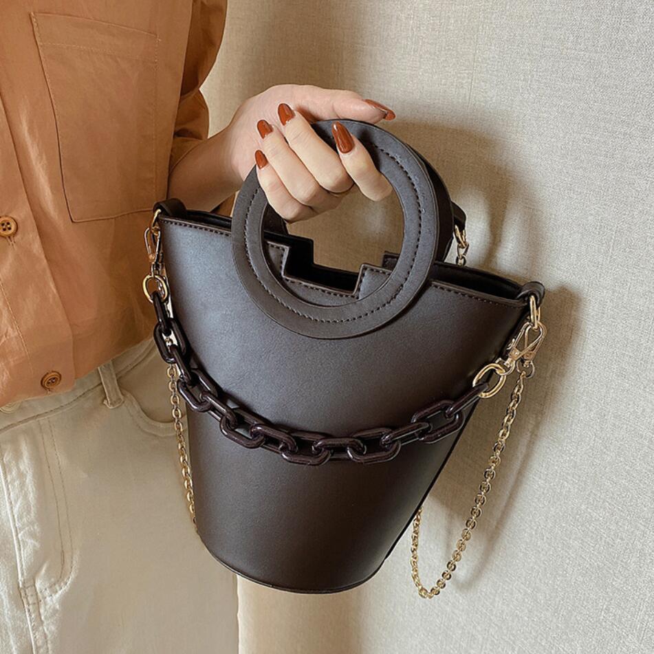 Vintage Chain Tote Bucket Bag 2021 Fashion New High-quality PU Leather Women's Designer Handbag Chain Shoulder Messenger Bag
