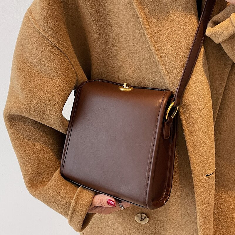 Vintage Square Tote Armpit bag LEFTSIDE New High-quality PU Leather Women's Designer Handbag Solid color Shoulder Messenger Bag