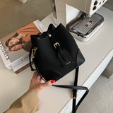 Christmas Gift Bags For Women 2021 Newest Luxury Handbags Trendy Leather Bucket Bag Ladies Cat Bow-Knot Pattern Messenger Shoulder Bag Hot Sale