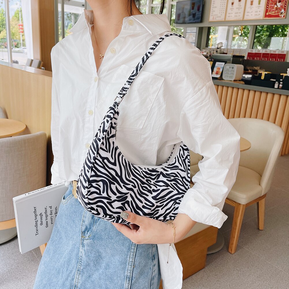 Fashion Women's Bag Animal Pattern Printing Underarm Shoulder Bag Casual Ladies Hobos Small Handbags Elegant Female Square Bags