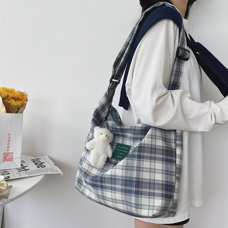 Back to College Casual Plaid Shoulder Bag Women's Large Capacity Totes Ladies Cute Trendy Bucket Handbag Shopper Big Purses for Girls Schoolbags