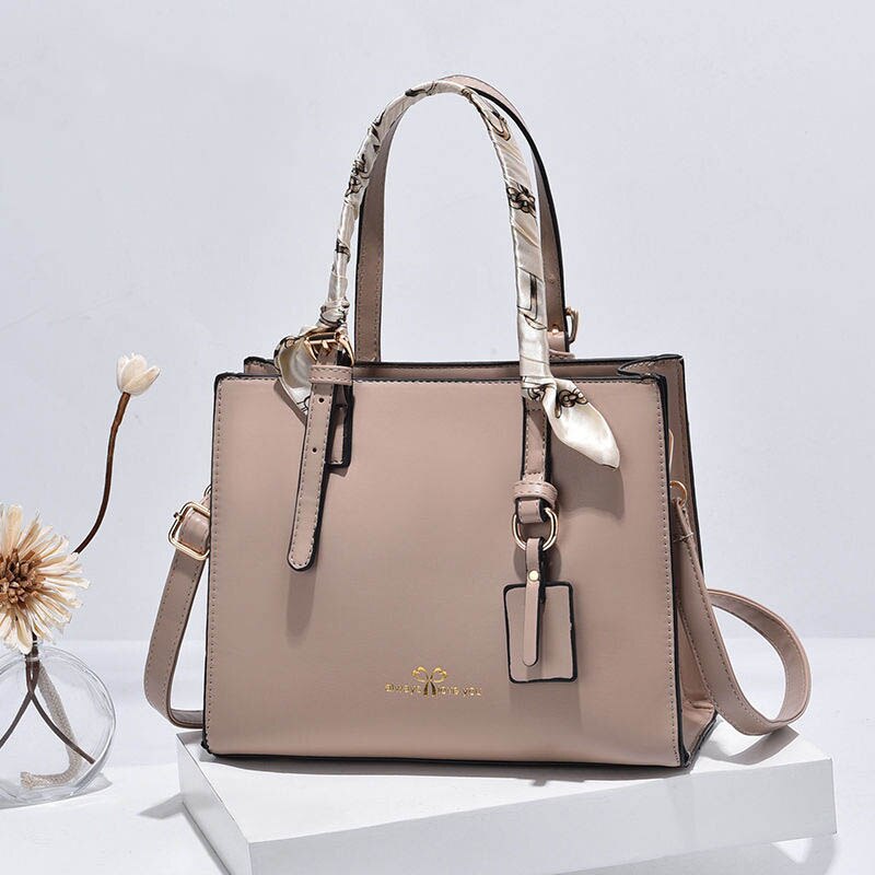 Women's Single Shoulder Messenger Bag Multi-functional Large-capacity Design Fashion Simple Versatile Travel Shopping Handbag