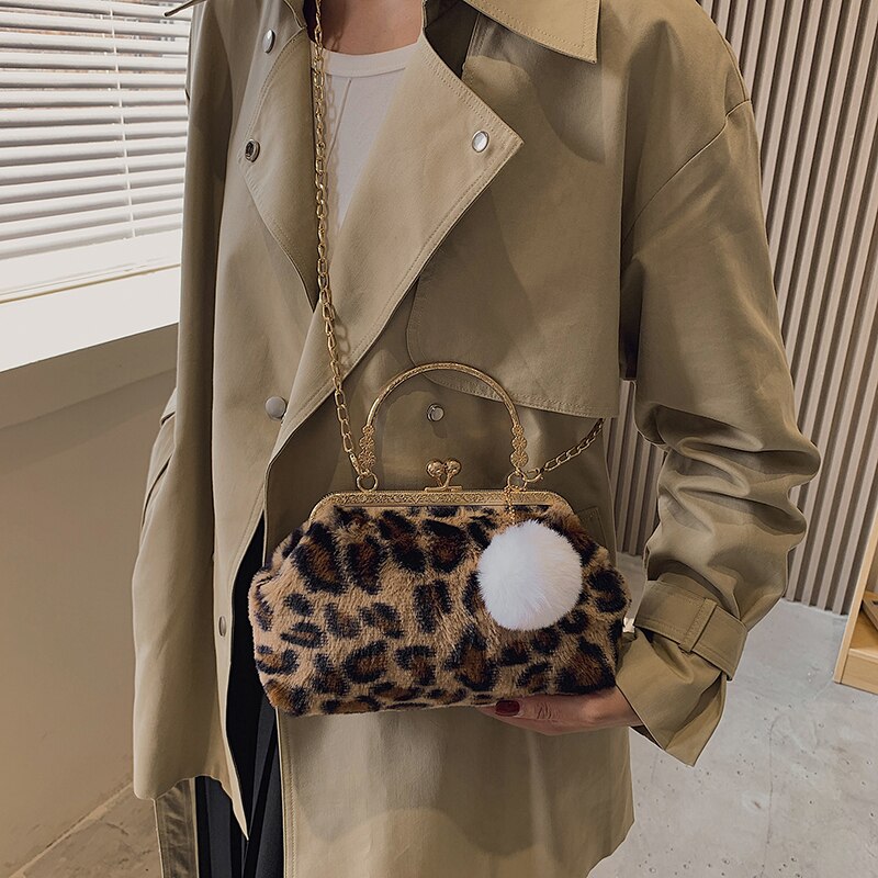 LEFTSIDE Leopard Shell Crossbody Bags Soft FAUX Fur Bucket Bags High Quality Loadies Bag Elegant 2021 Winter Cute Tote Bag