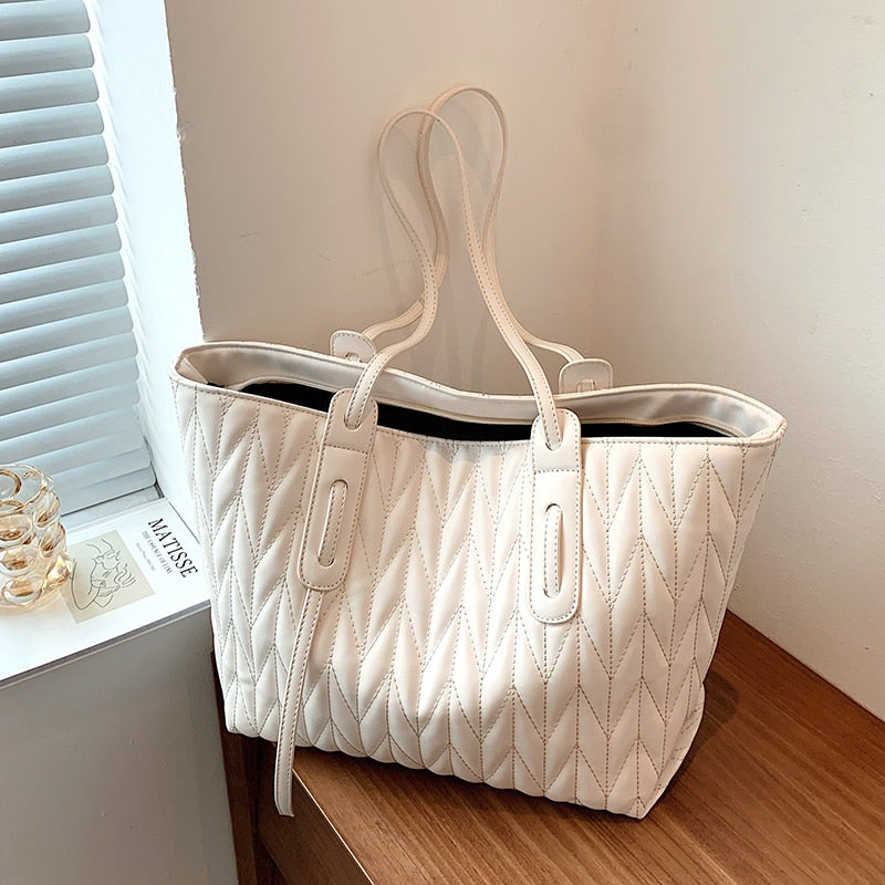 Large-Capacity Black Bag Handbags Women's Bag LEFTSIDE Winter  Fashion New Style Fashion All-Match Simple Shoulder Bag Tote Bag