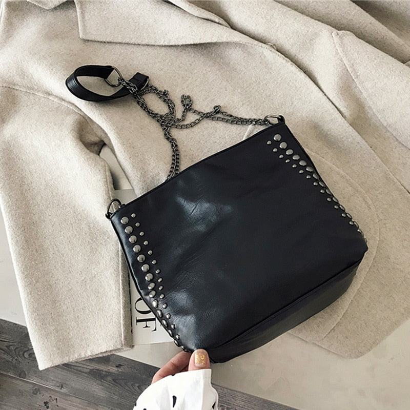 PU Leather Bag For Women Handbags Tote Large Capacity Female Vintage Rivet Design Crossbody Shoulder Bag Fashion Chain Messenger