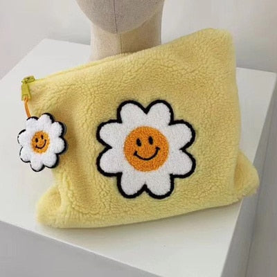Christmas Gift DORANMI Flower Embroidered Fur Cosmetic Bags For Women 2020 Lovely Square Clutch Bags Female Makeup Bags BG469