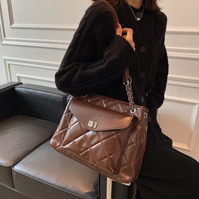 Christmas Gift Vintage Luxury Designer Big PU Leather Crossbody Handbag for Women 2021 hit Trends Brand Chain Solid Color Quilted Shoulder Bag