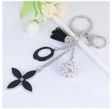 Creative Simple Four-leaf Clover Keychain Flowers Key Chain Car Key Ring Female Bag Charm Pendant Fashion Tassels Keyrings