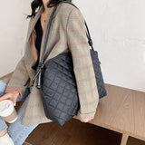Casual Large Capacity Totes Designer Handbags Luxury Oxford Female Shoulder Messenger Bag Big Buckets Bag Lady Purse 2021