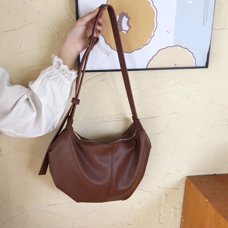 Korean women messenger bag soft PU leather Casual hobos Shoulder Bags big capacity handbag travel female Crossbody Bags bolsa