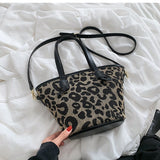 Christmas Gift Autumn/Winter Bags 2021 New Women's Bags Ins Niche Grid Messenger Bag Fashion Handbag Tote Bag Bucket Bag Shoulder Bag
