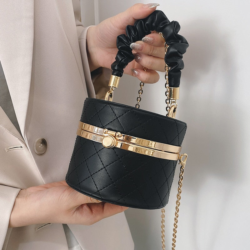 Christmas Gift Lattice Round Box bag Pleated Tote bag 2021 New High-quality PU Leather Women's Designer Handbag Chain Shoulder Messenger bag