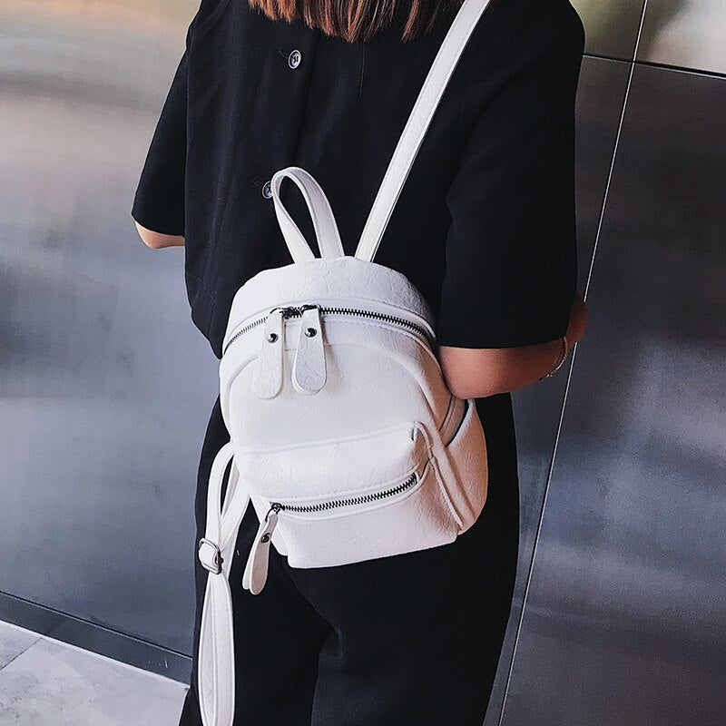 Small women Backpacks PU Leather Teenagers Girls Shoulder Bags Backpack Daypack female Travel Bags Mochila black Softback white
