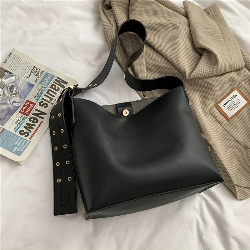 Christmas Gift Composite Bag Leather Shoulder Bag For Women 2021 hit Branded Wide Belt Designer Handbags Women's Trend Solid Color Bucket Bag
